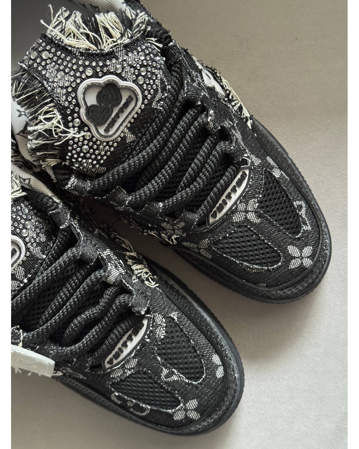 Louis Vuitton Skate Sneakers Grey Louis Vuitton Skate Sneakers Grey