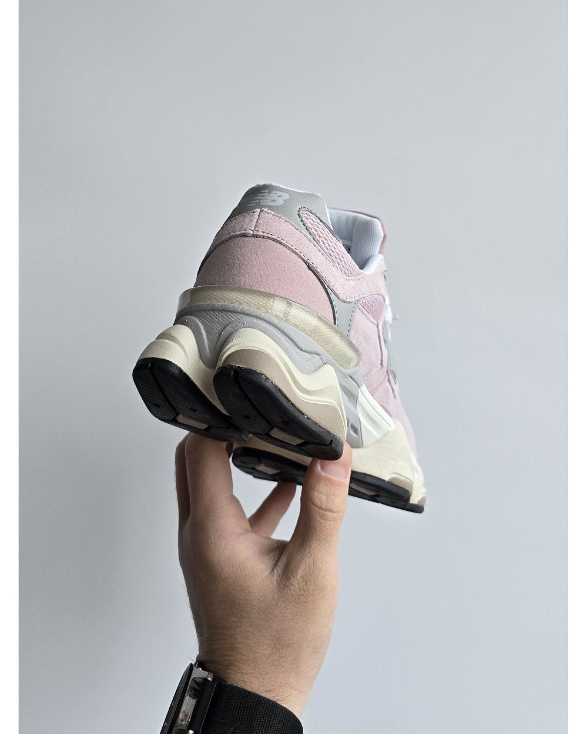 New Balance 9060 Soft Pink/Grey
