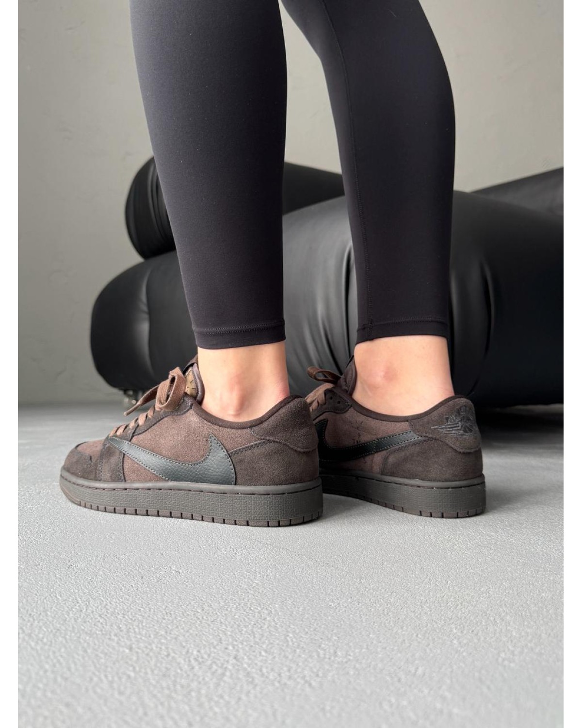 Nike Air Jordan 1 Low x Travis Scott