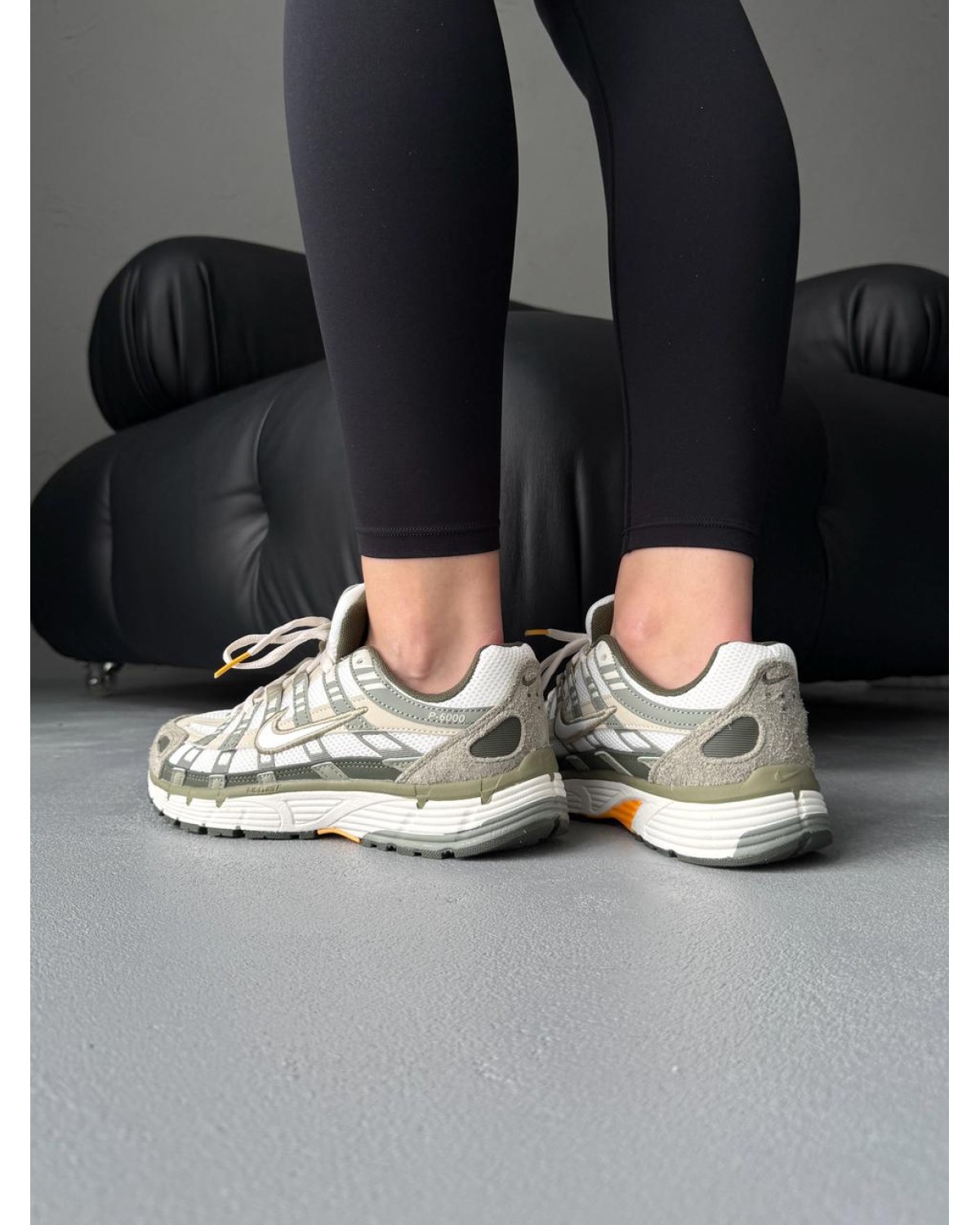 Nike P-6000 Light Army Cargo Khaki