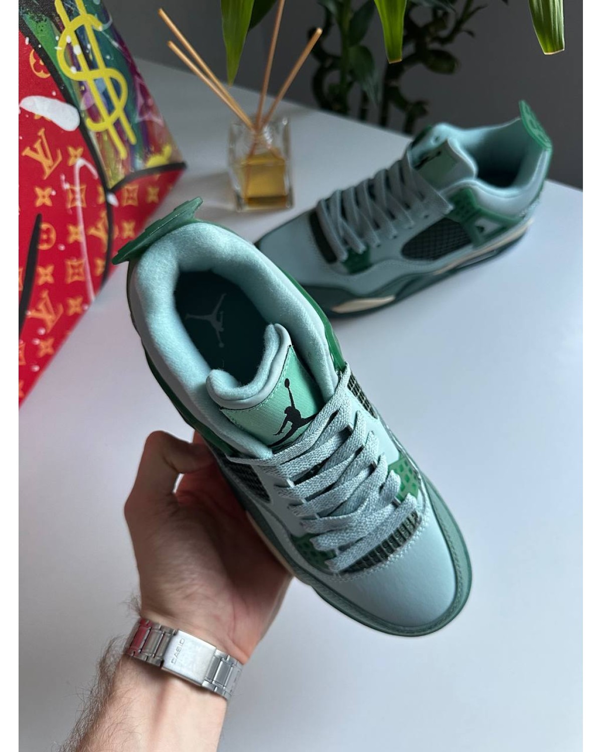 Nike Air Jordan 4 Retro