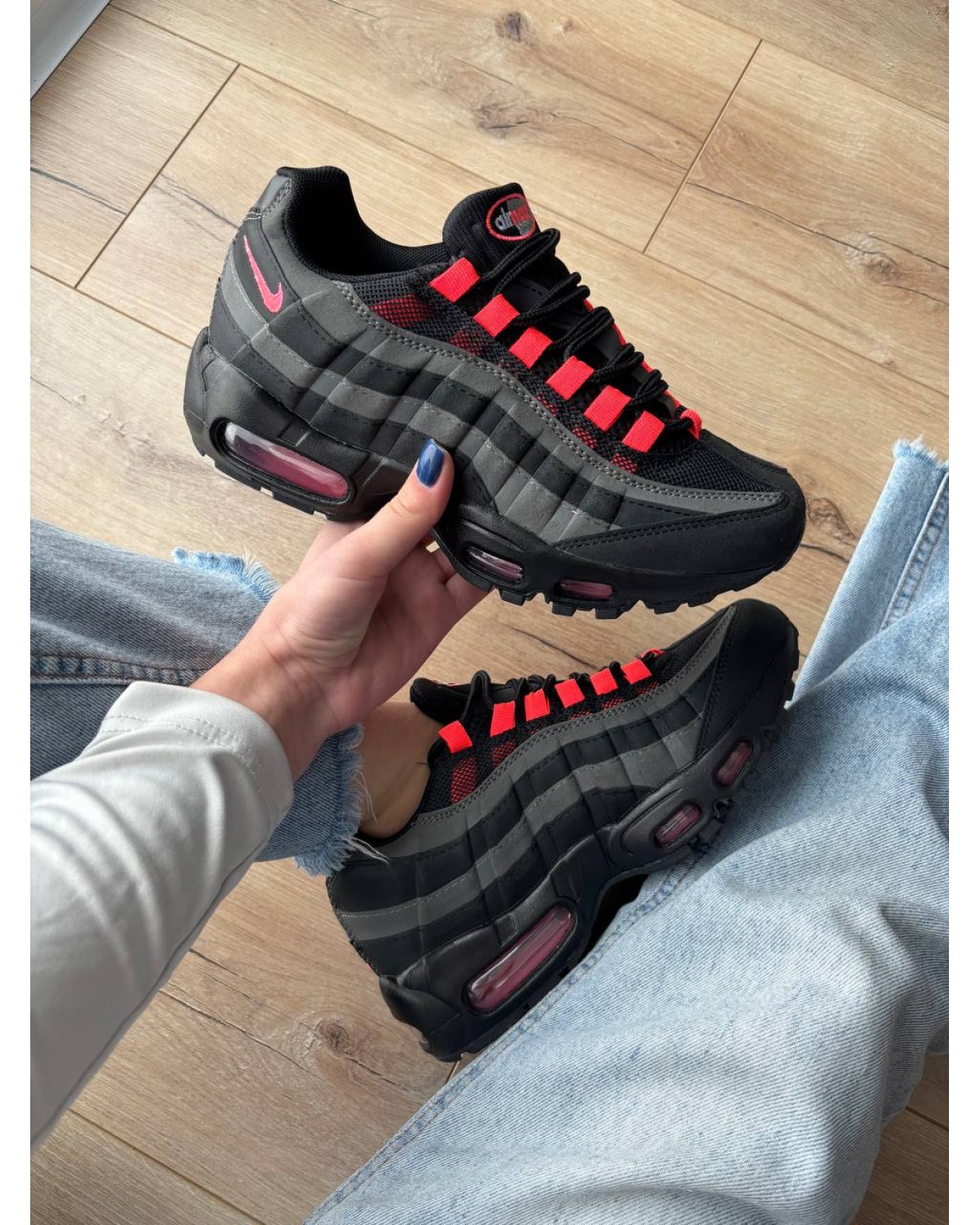 Nike Air Max 95 OG Black Laser Crimson