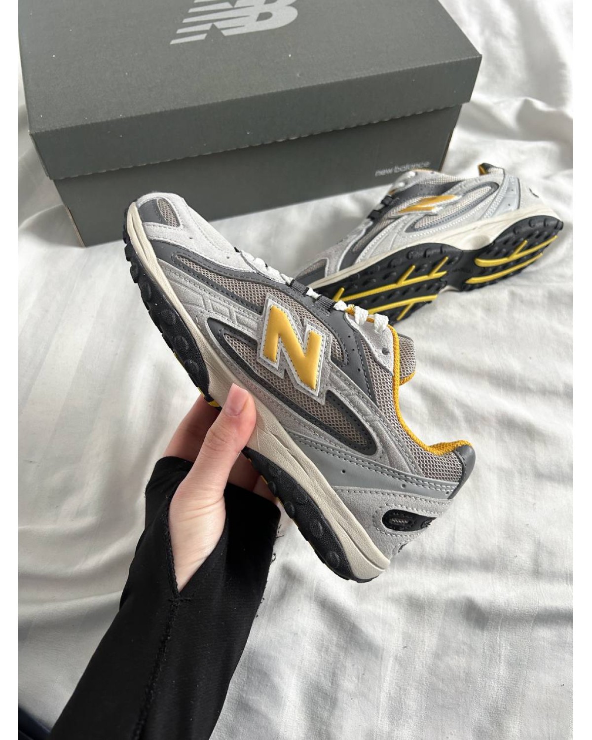 New Balance 204L 'Silver Metallic'