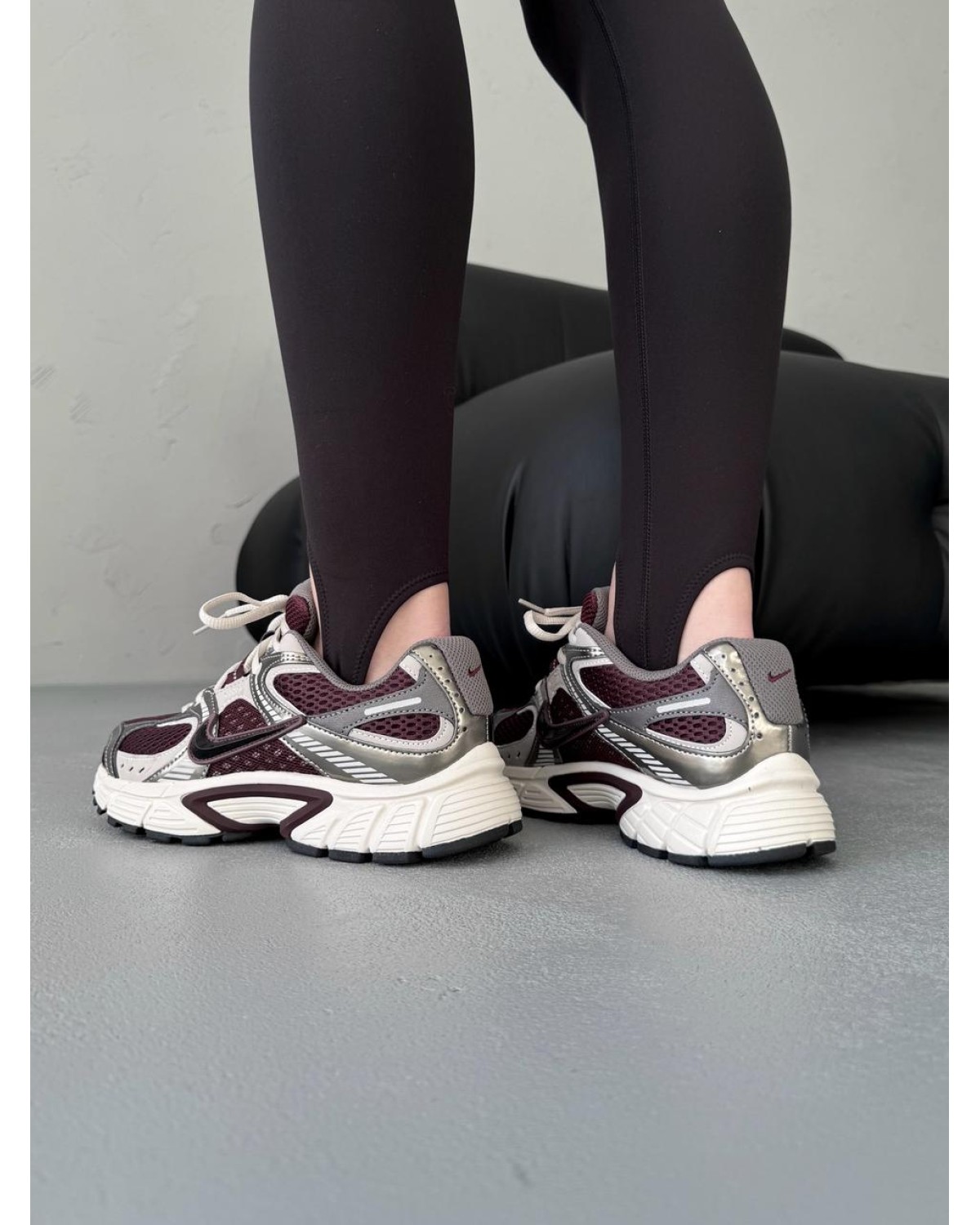 Nike V5 RNR 'Burgundy Crush Wine Red'