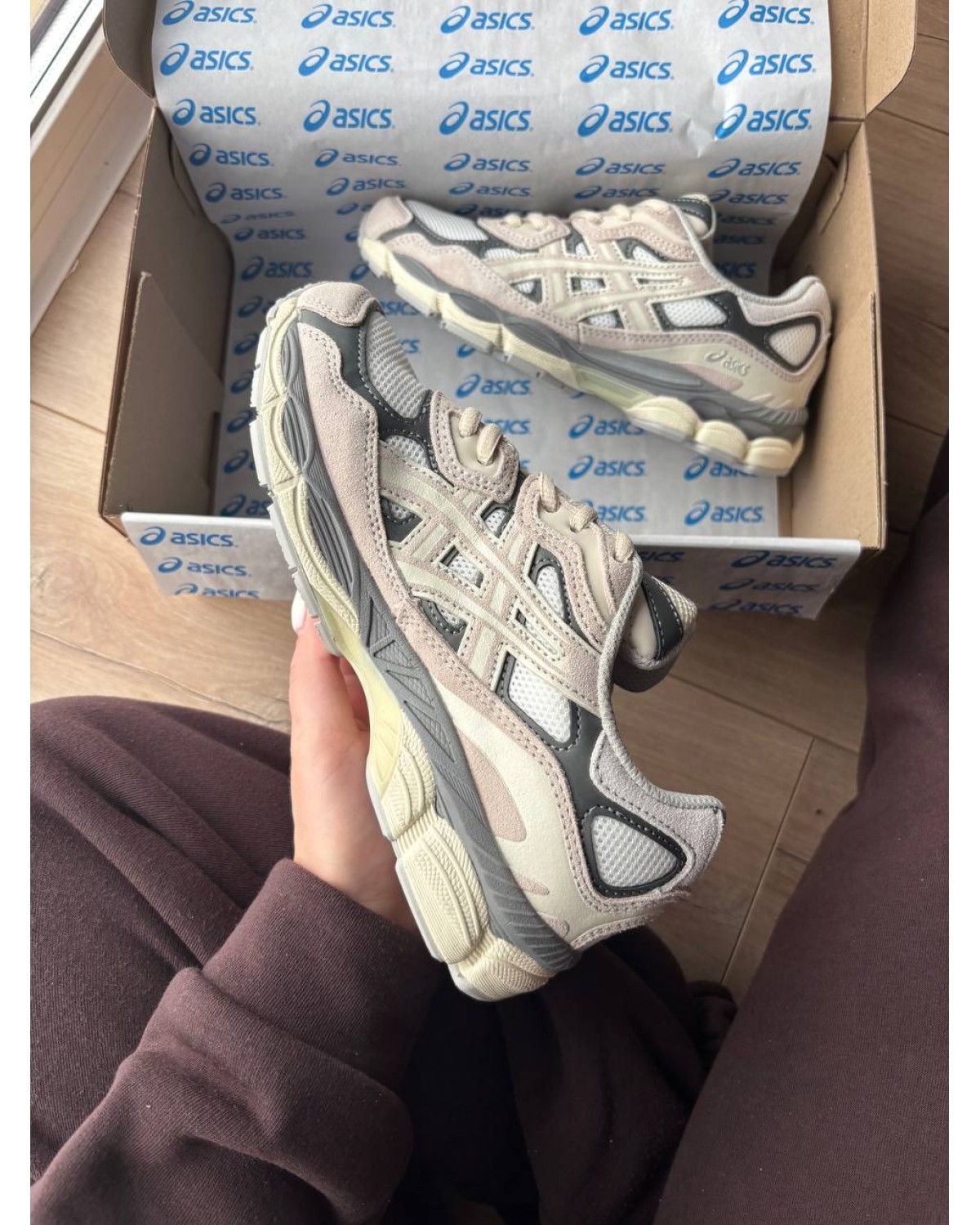 Asics Gel-NYC Cream Oyster Grey Asics Gel-NYC Cream Oyster Grey