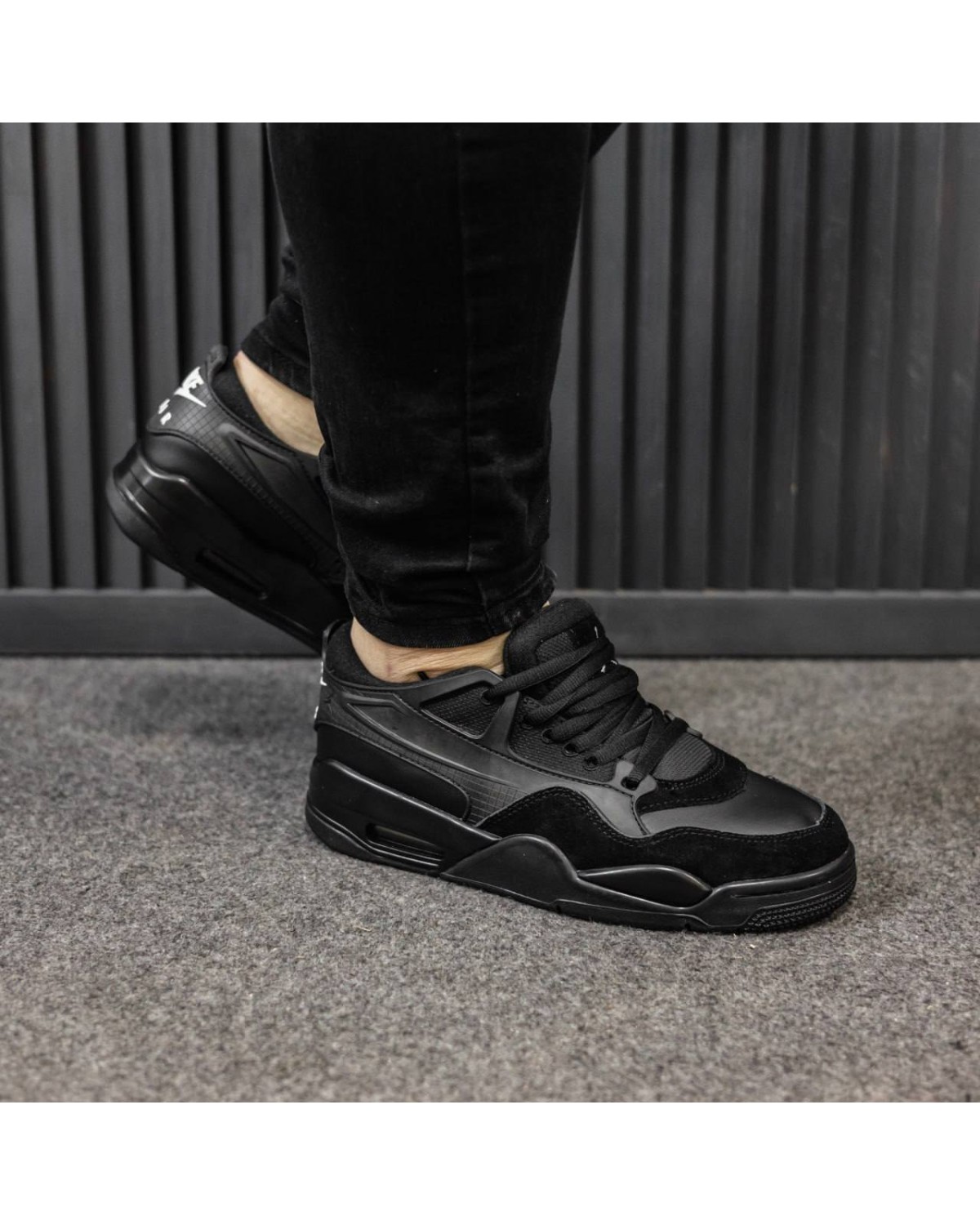 Nike Air Jordan 4 RM