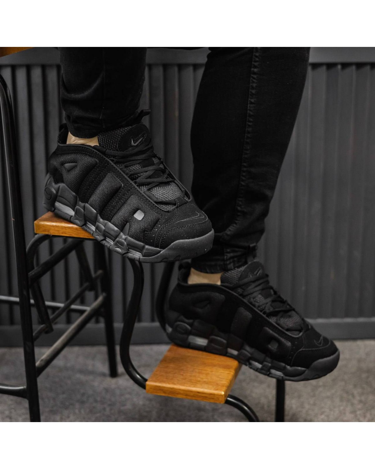 Nike Air More Uptempo Black