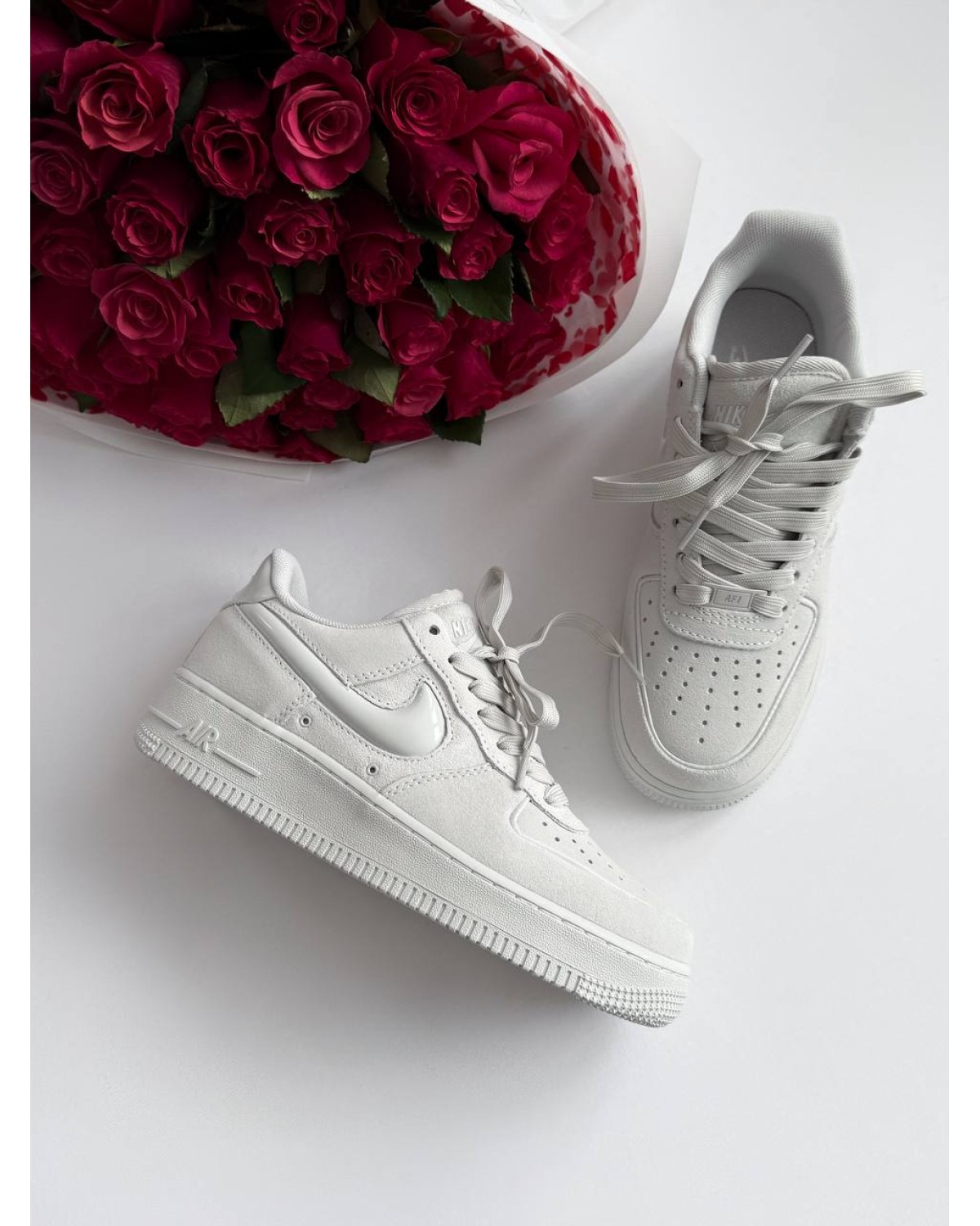 Nike Air Force Wolf Grey Suede