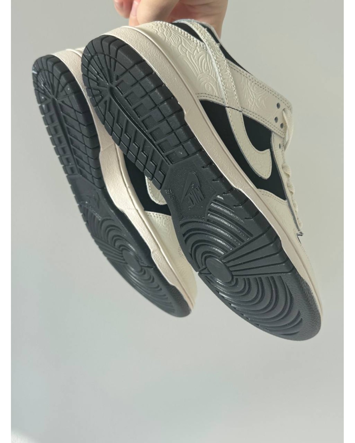 Nike SB Dunk Beige/Black