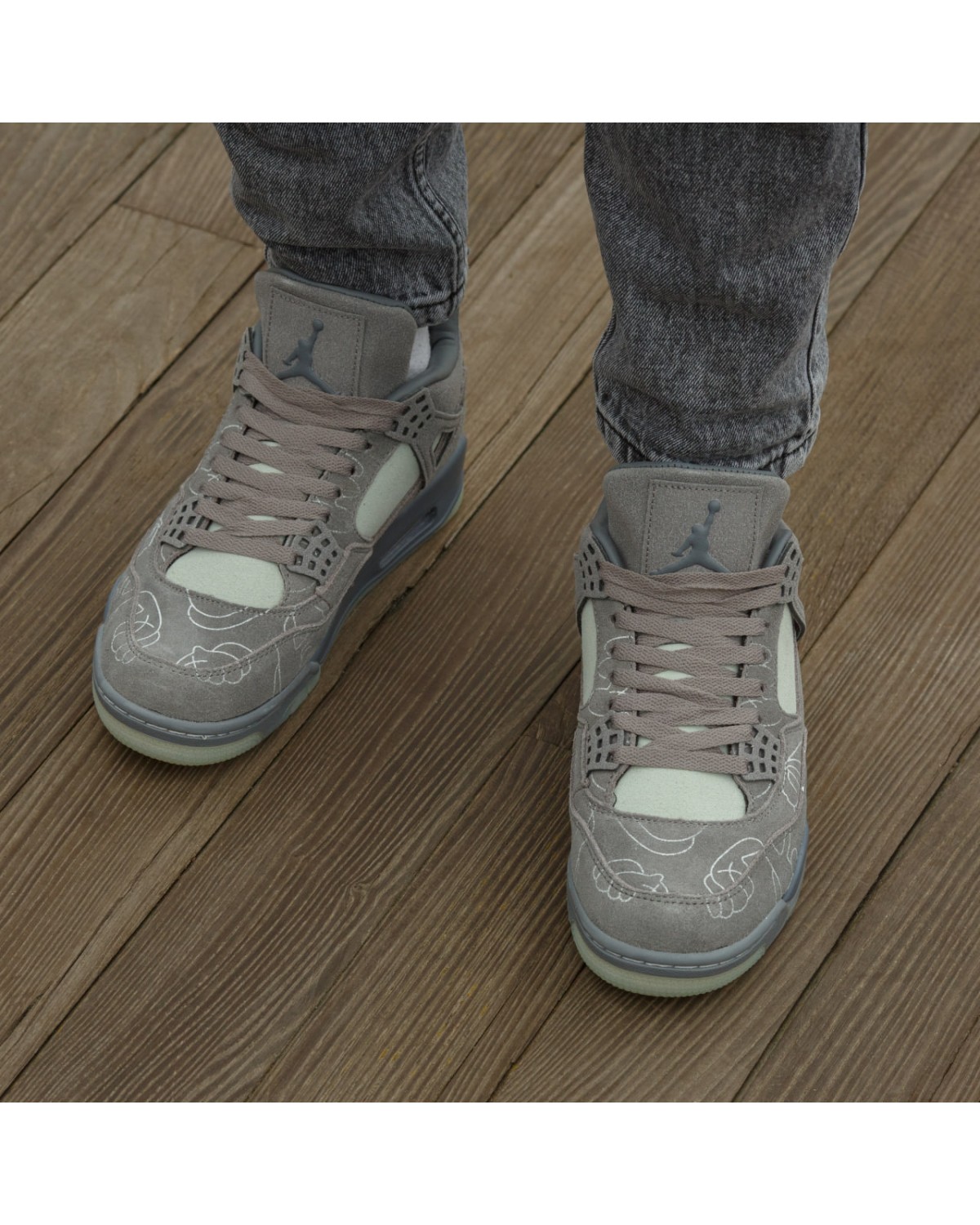 Nike Air Jordan 4 Kaws