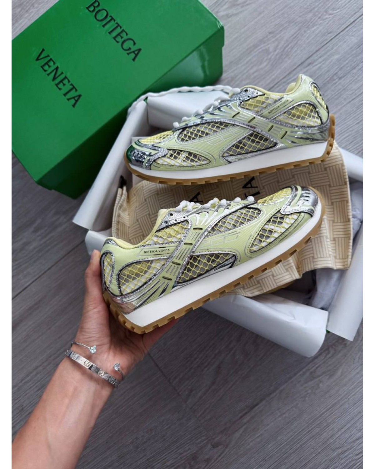 Bottega Veneta Orbit Sneaker Mud/white