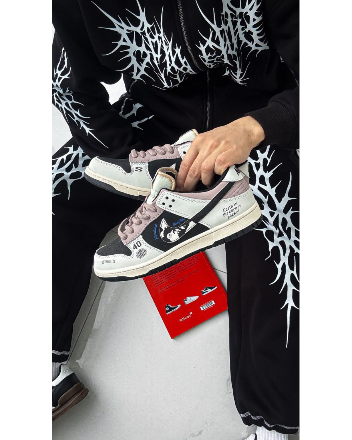 Nike SB Dunk Low x Stussy