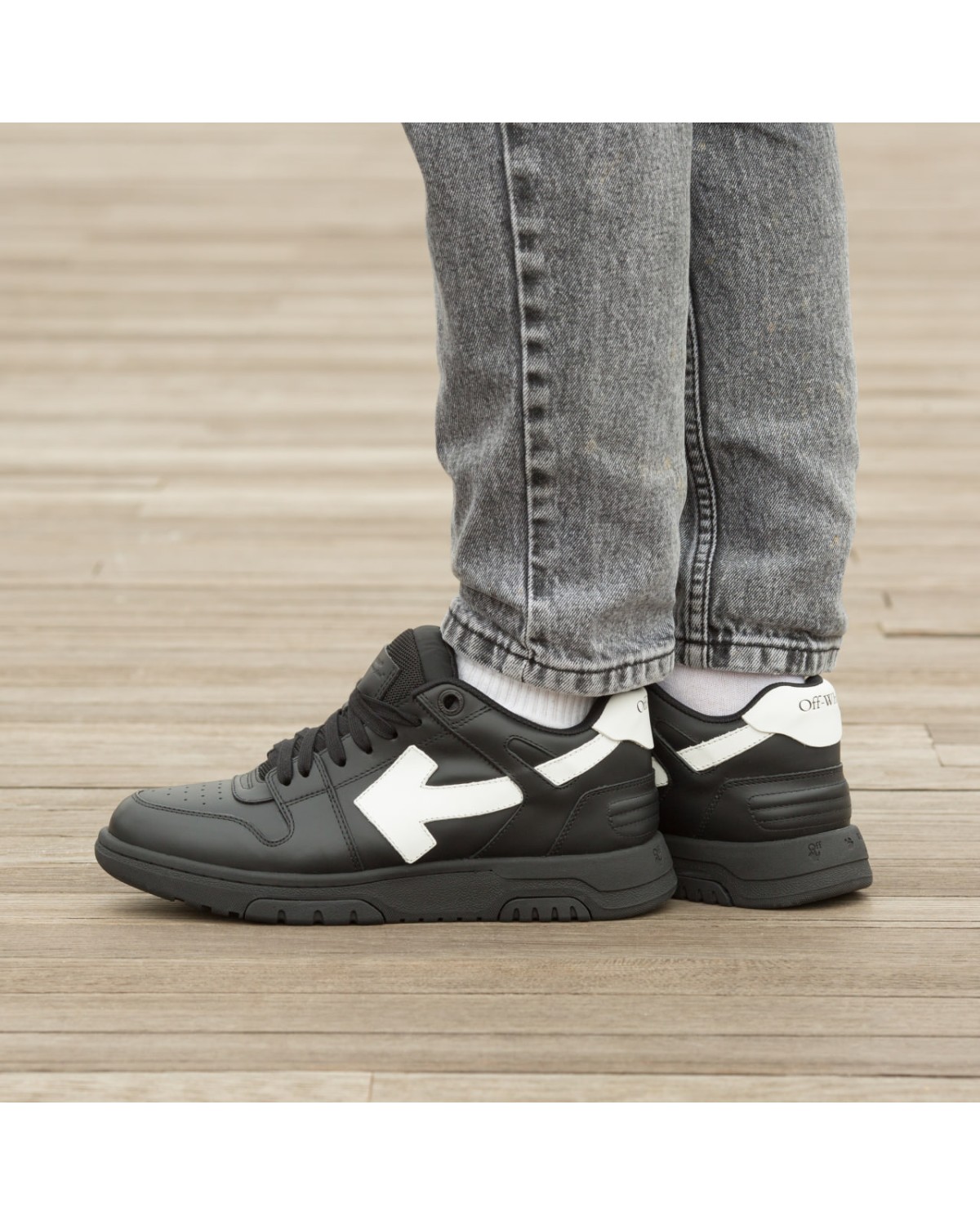 Off White Out Of Office Black