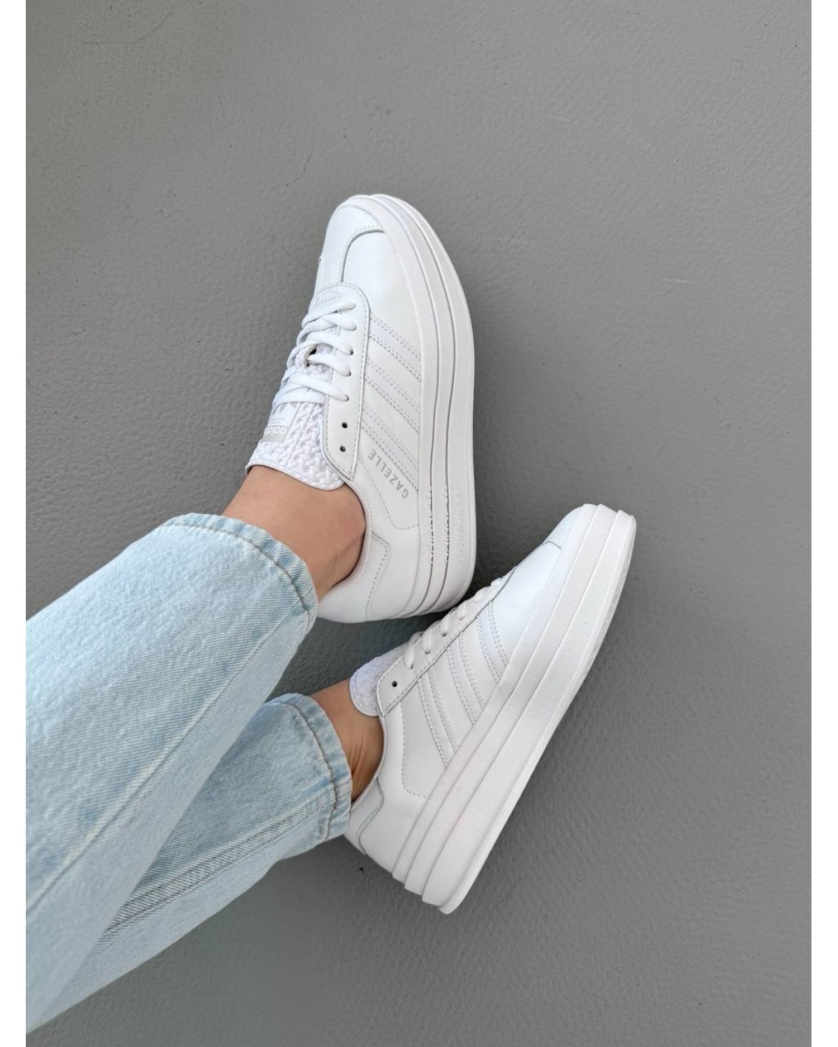 Adidas Gazelle white platform