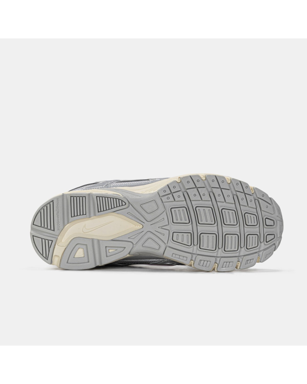 Nike Initiator Grey Pink