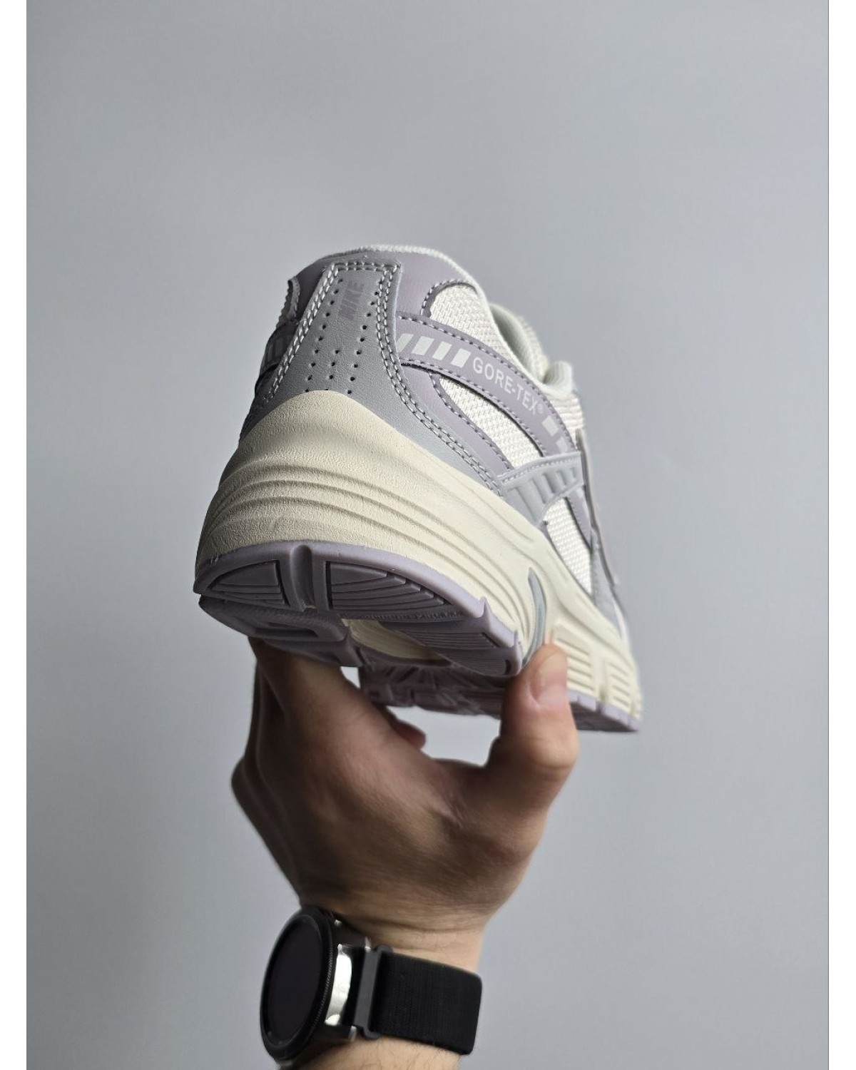 Nike Initiator Cream/Grey/Lilac