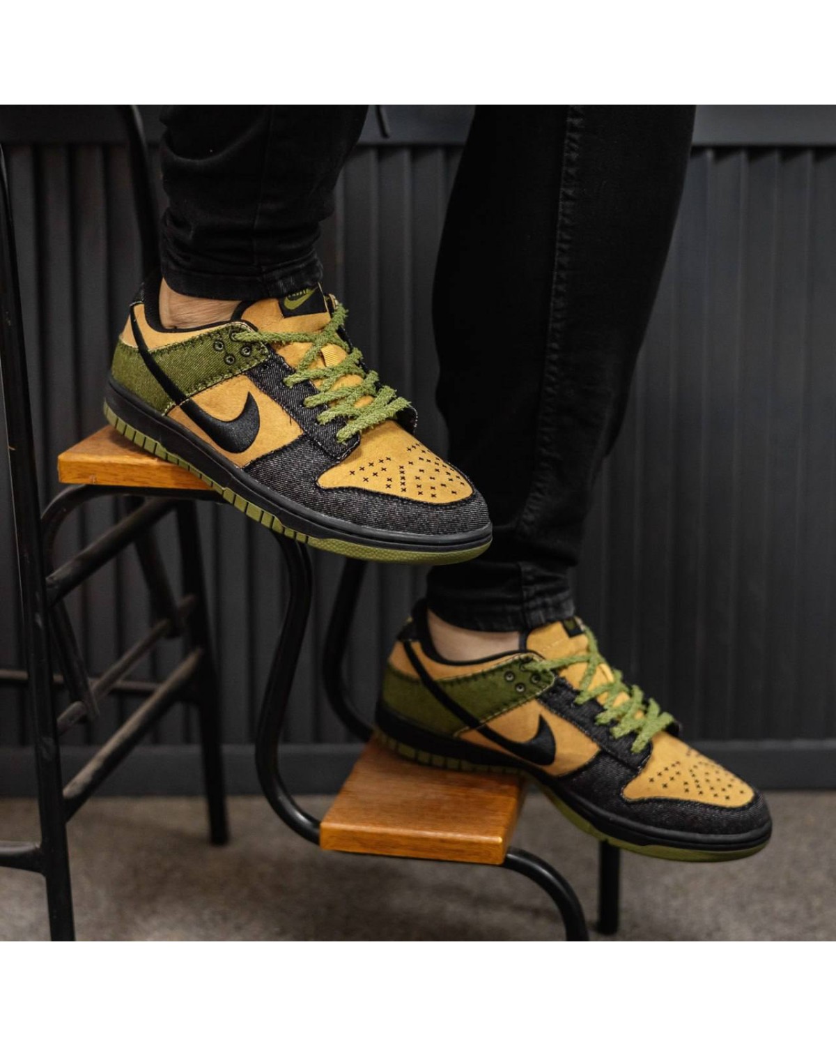 Nike SB Dunk Low