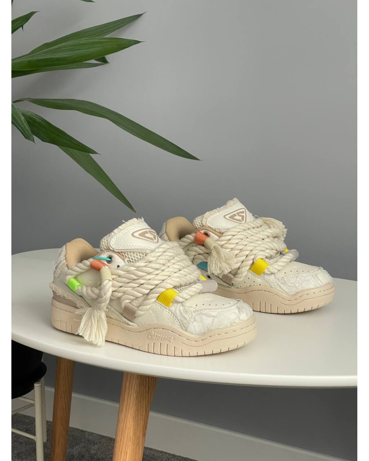 Cat&Sofa Beige Multicolor