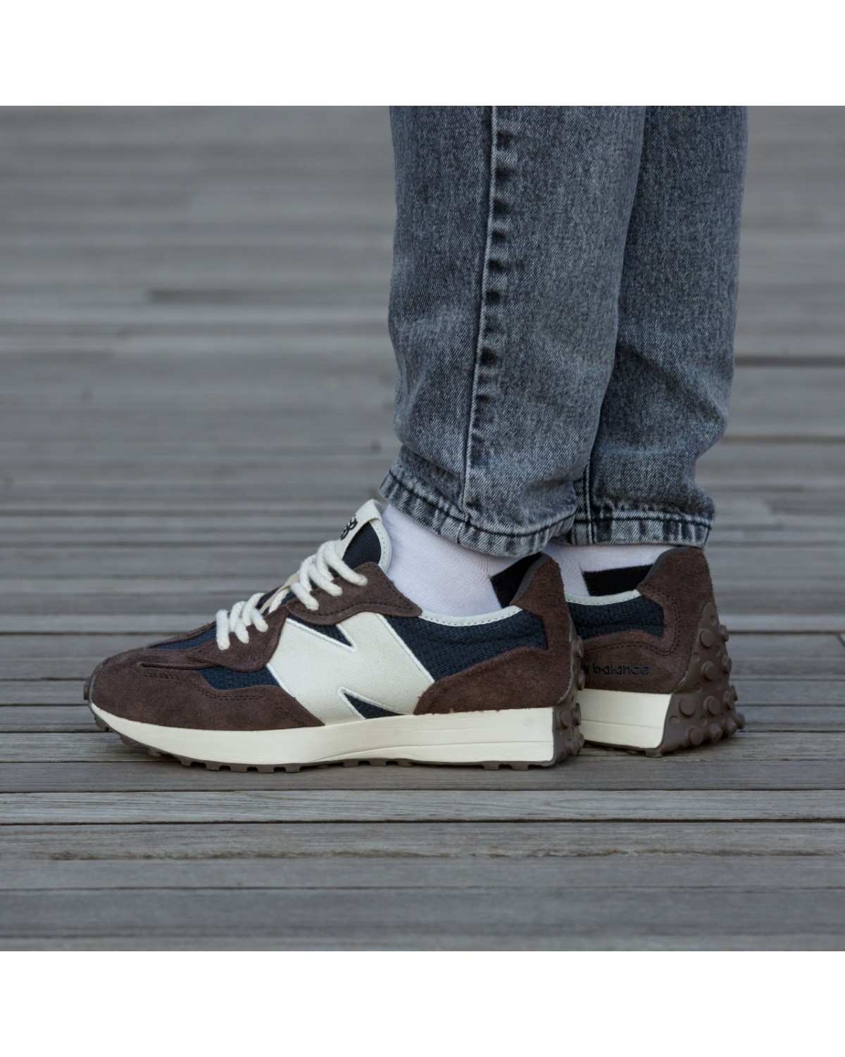 New Balance 327 Brailed Rich Earth Brown