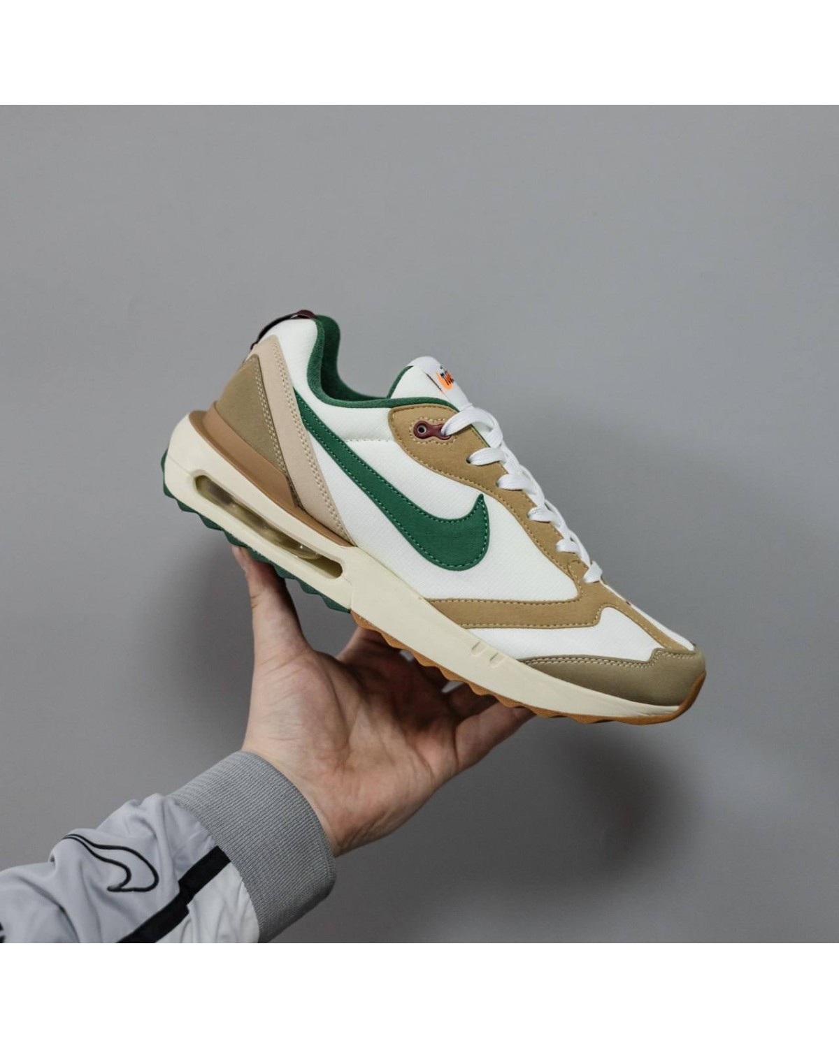 Nike Air Max Dawn