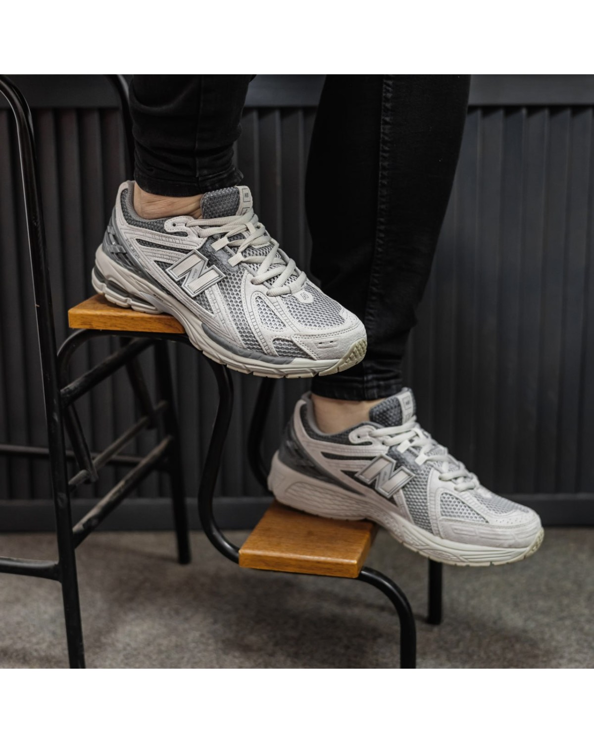 New Balance 1906R