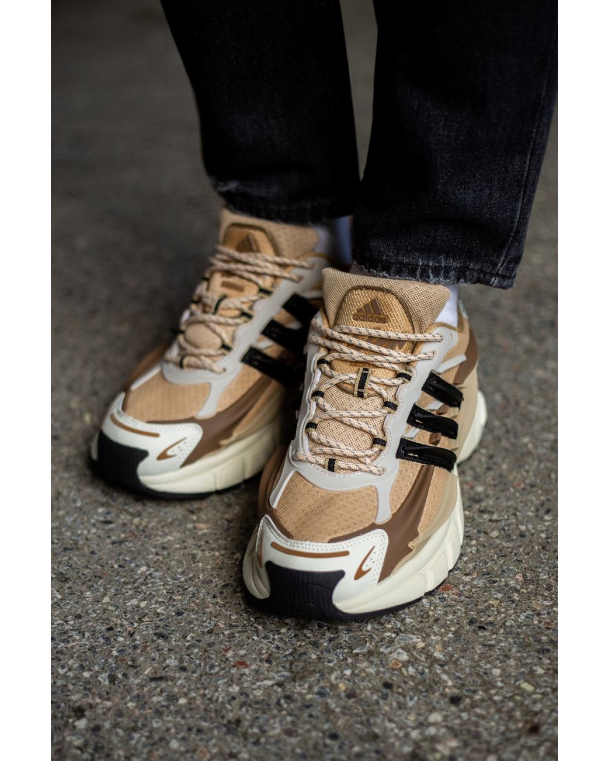 Adidas Jellyfish “Crystal Sand” Pharrell Williams Adidas Jellyfish “Crystal Sand” Pharrell Williams