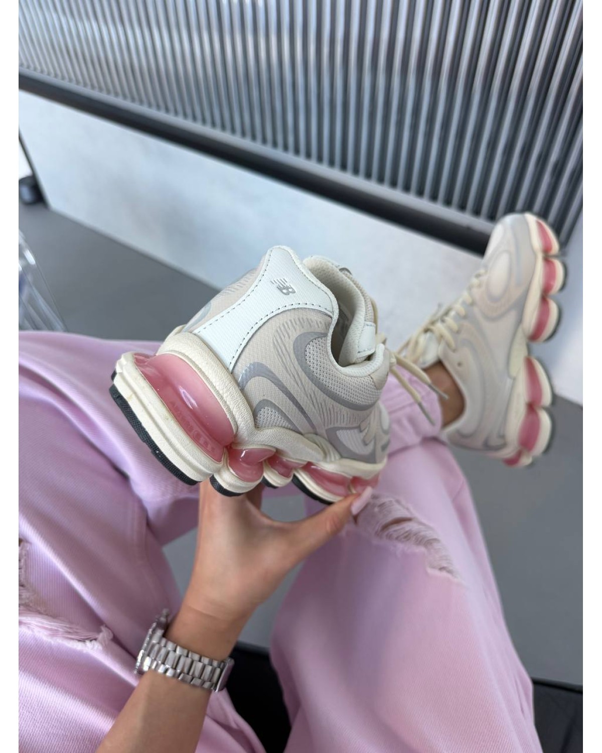 New Balance 2000 Timberwolf Double Bubble