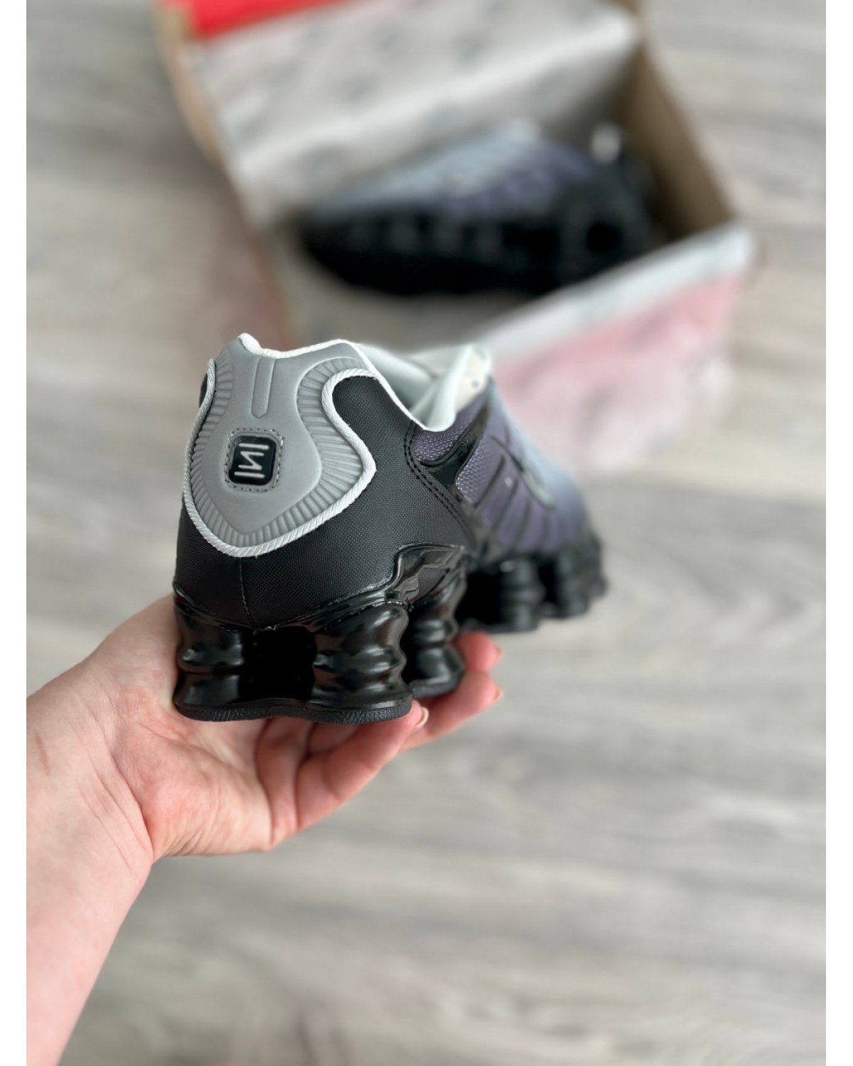 Nike Air Max Shox TL