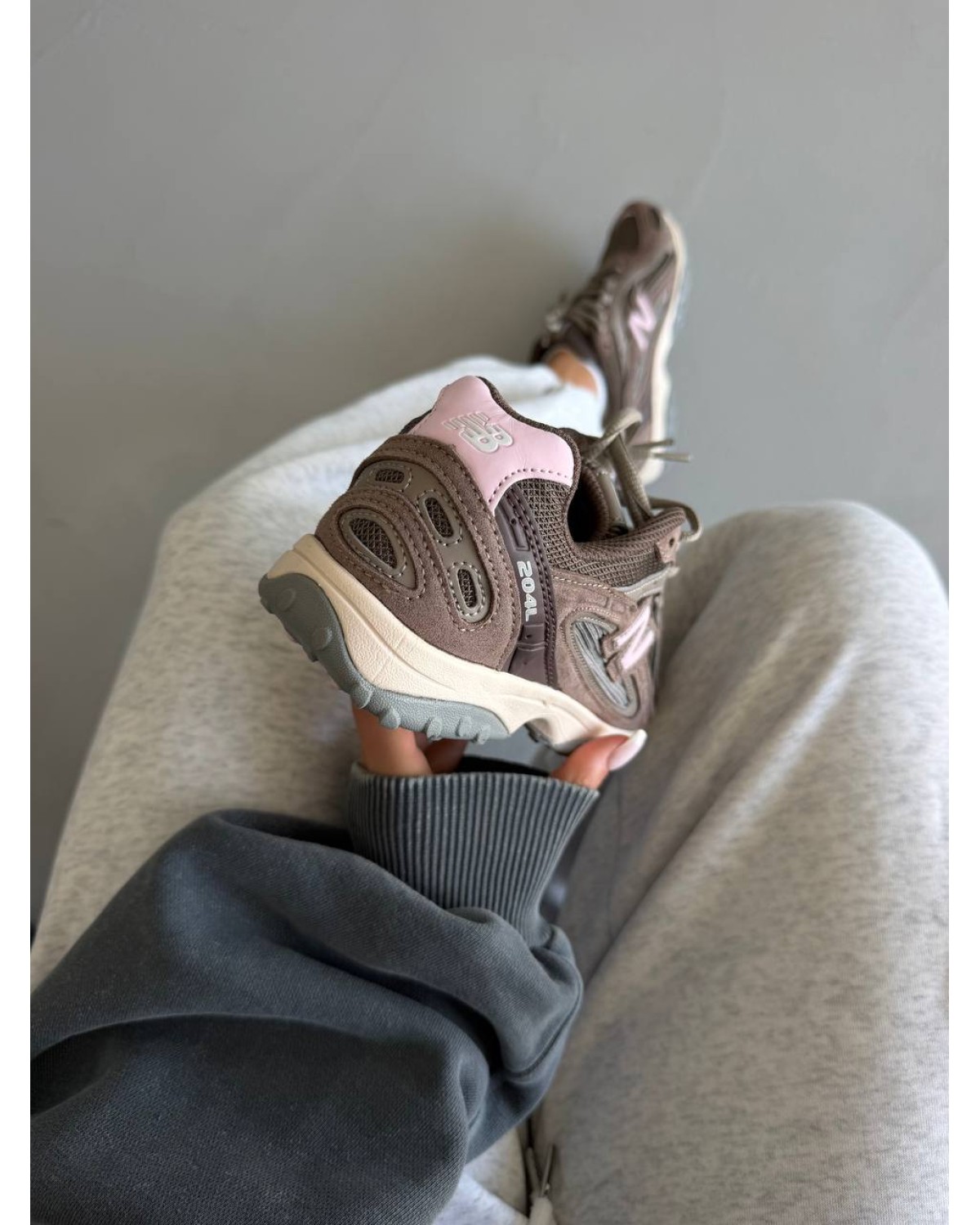 New Balance 204L Brown/Pink New Balance 204L Brown/Pink