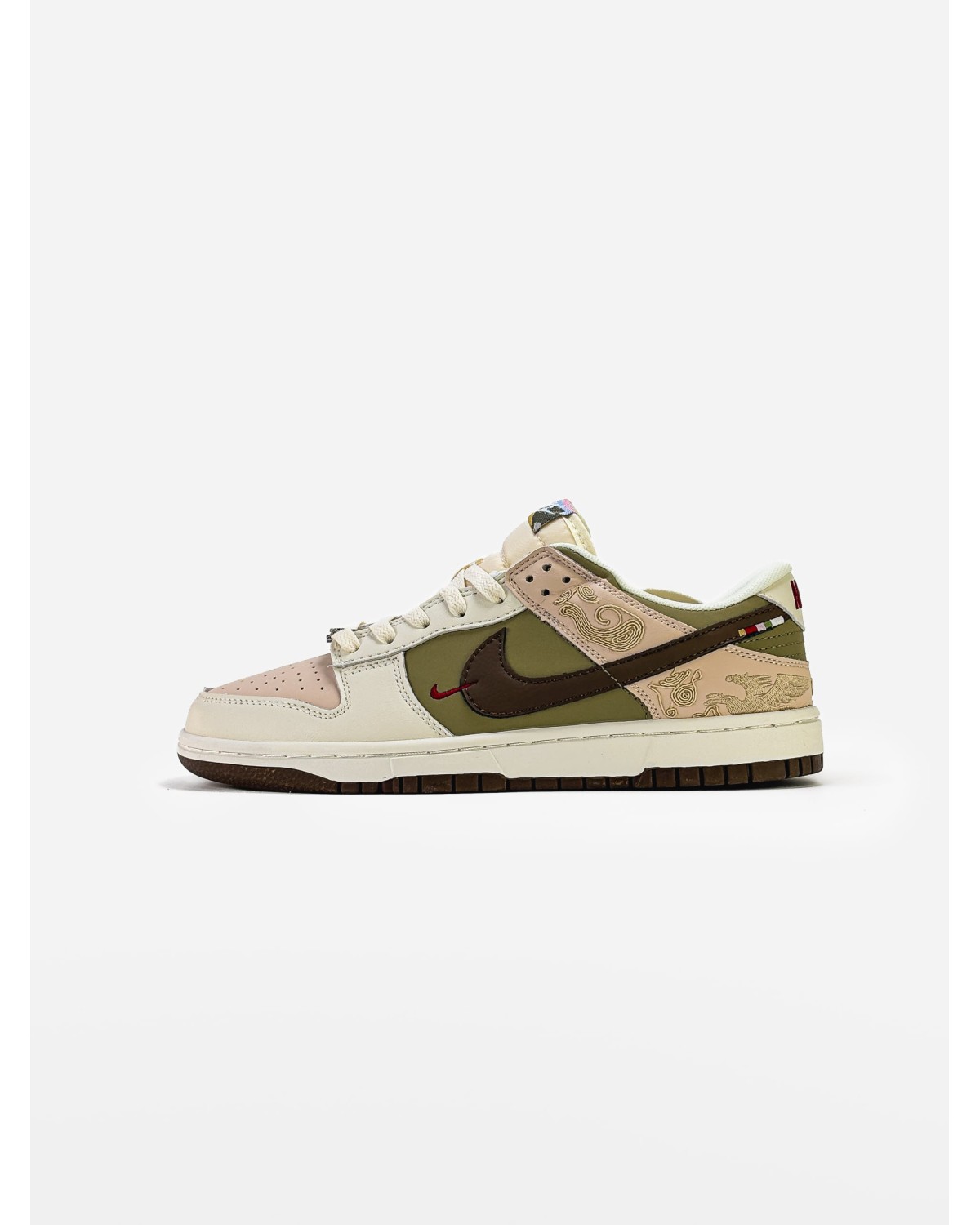 Nike Dunk Low SE "Year of the Horse"