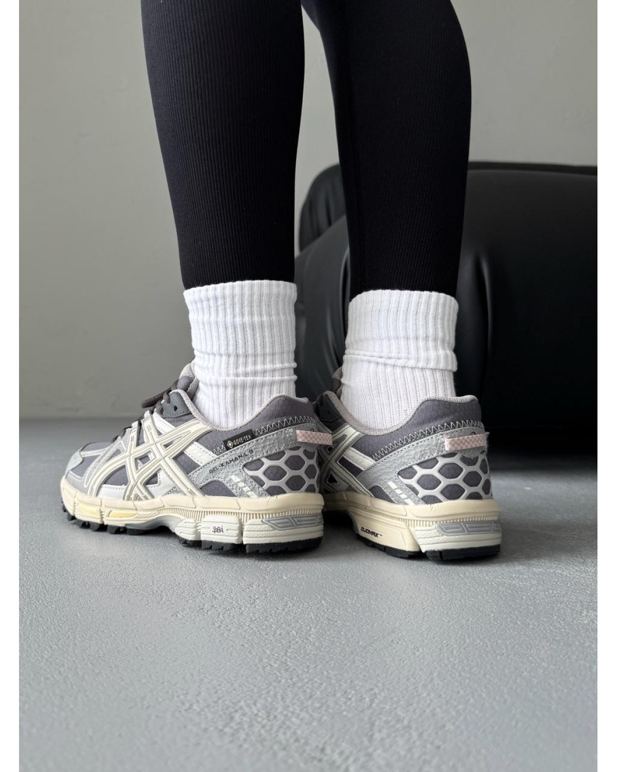 Asics Gel-Kahana 8 Grey Gore-Tex Asics Gel-Kahana 8 Grey Gore-Tex