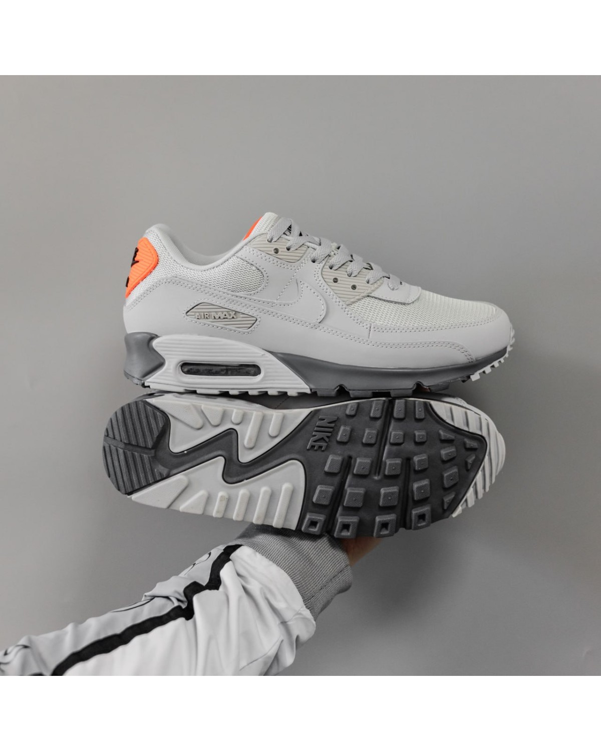 Nike Air Max 90 Grey Orange Nike Air Max 90 Grey Orange