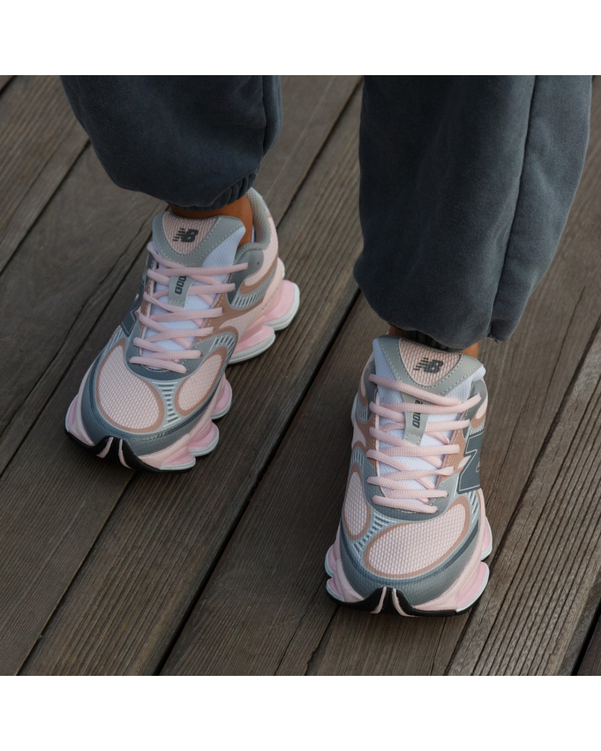 New Balance 2000 Truffle Salt