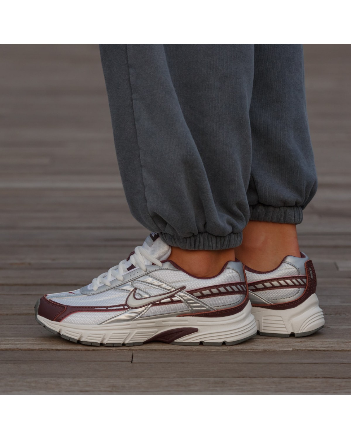 Nike Initiator White Burgundy Crush