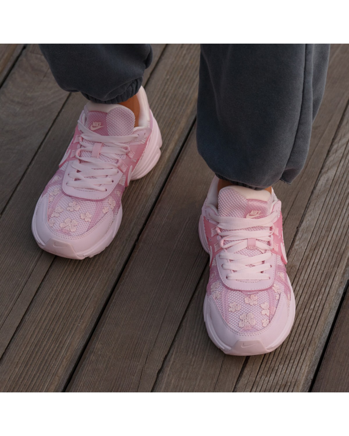 Nike V2K Run Pink Flowers
