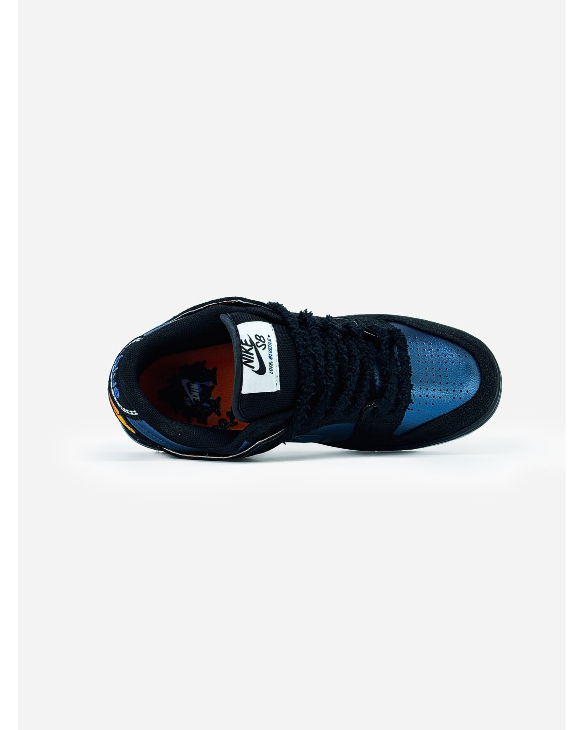 Nike SB Dunk Low Pro x Bluetile Pitch Blue/Black Nike SB Dunk Low Pro x Bluetile Pitch Blue/Black