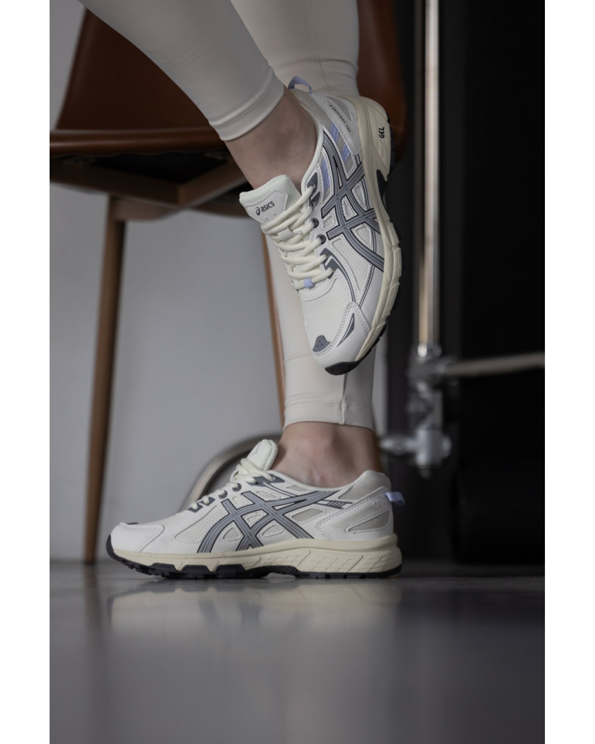 Asics Gel-Venture 6 Beige/Grey Asics Gel-Venture 6 Beige/Grey