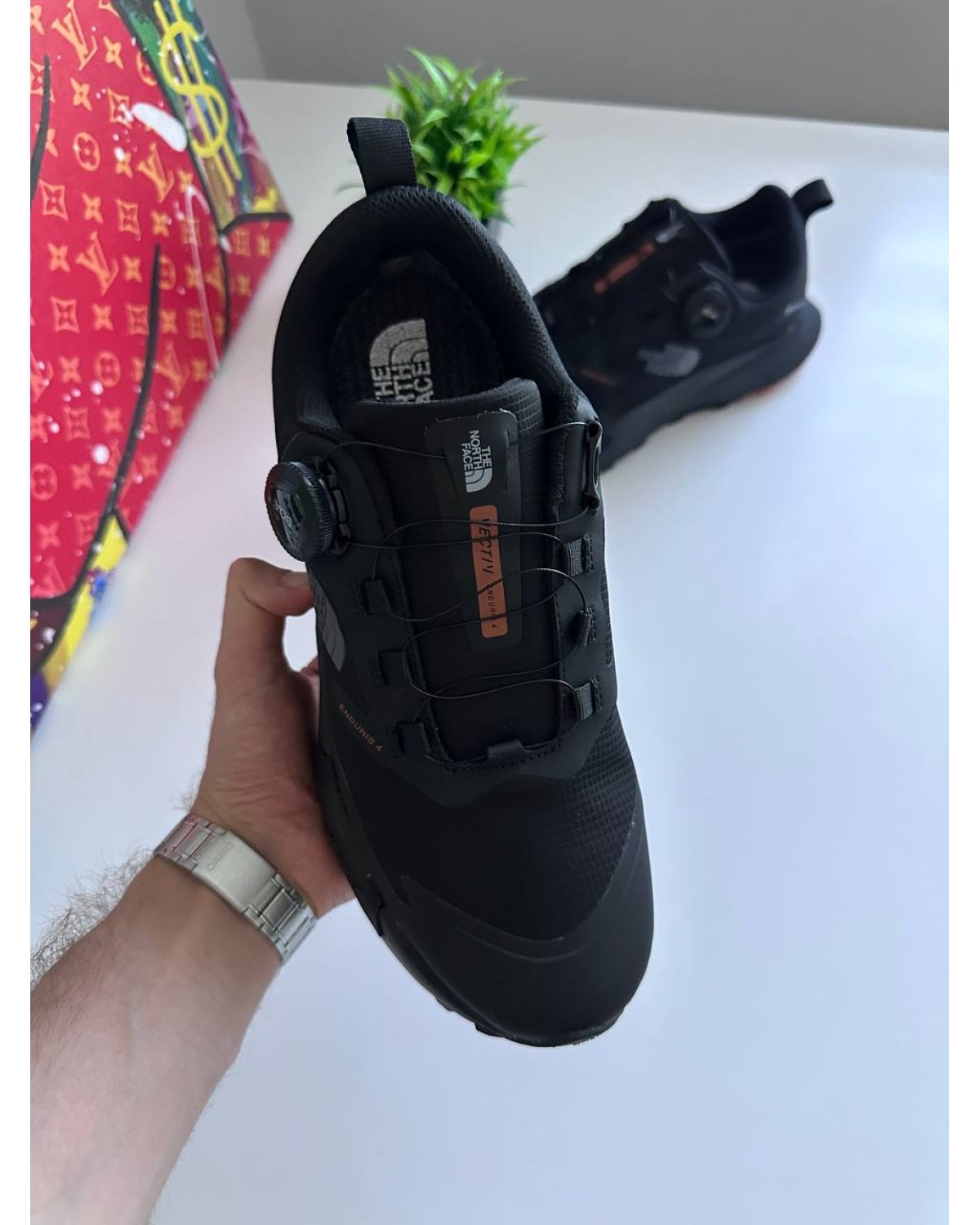 The North Face Vectiv Enduris BOA Gore-tex 4 Black orange