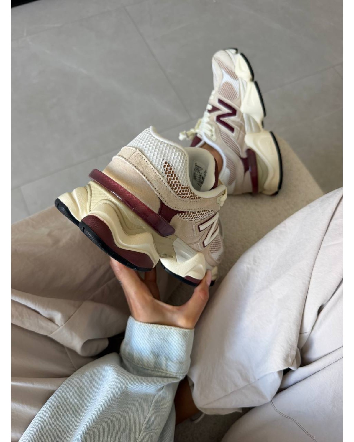 New Balance 9060 Linen Burgundy