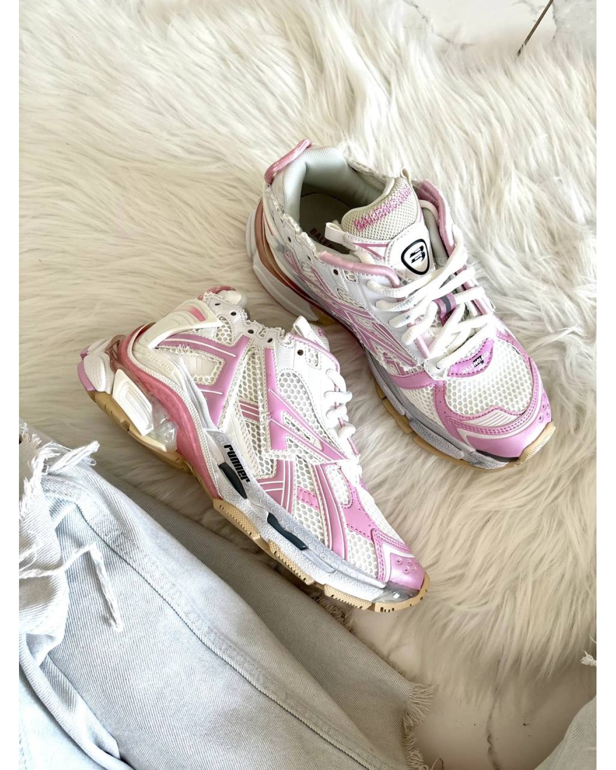 Balenciaga Runner White Pink