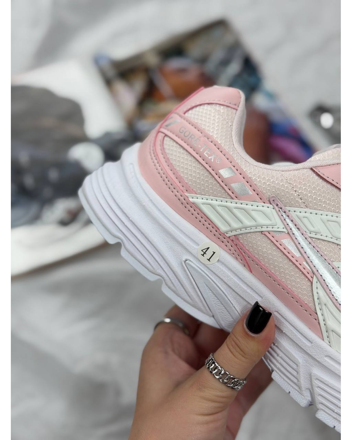 Nike Initiator Pink White Gore Tex Thermo Nike Initiator Pink White Gore Tex Thermo