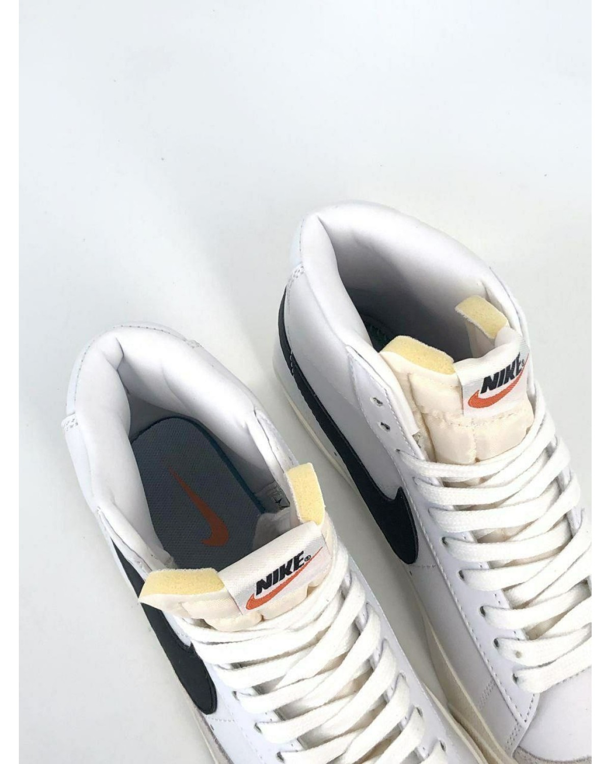Nike Blazer Mid 77 Vintage White Black