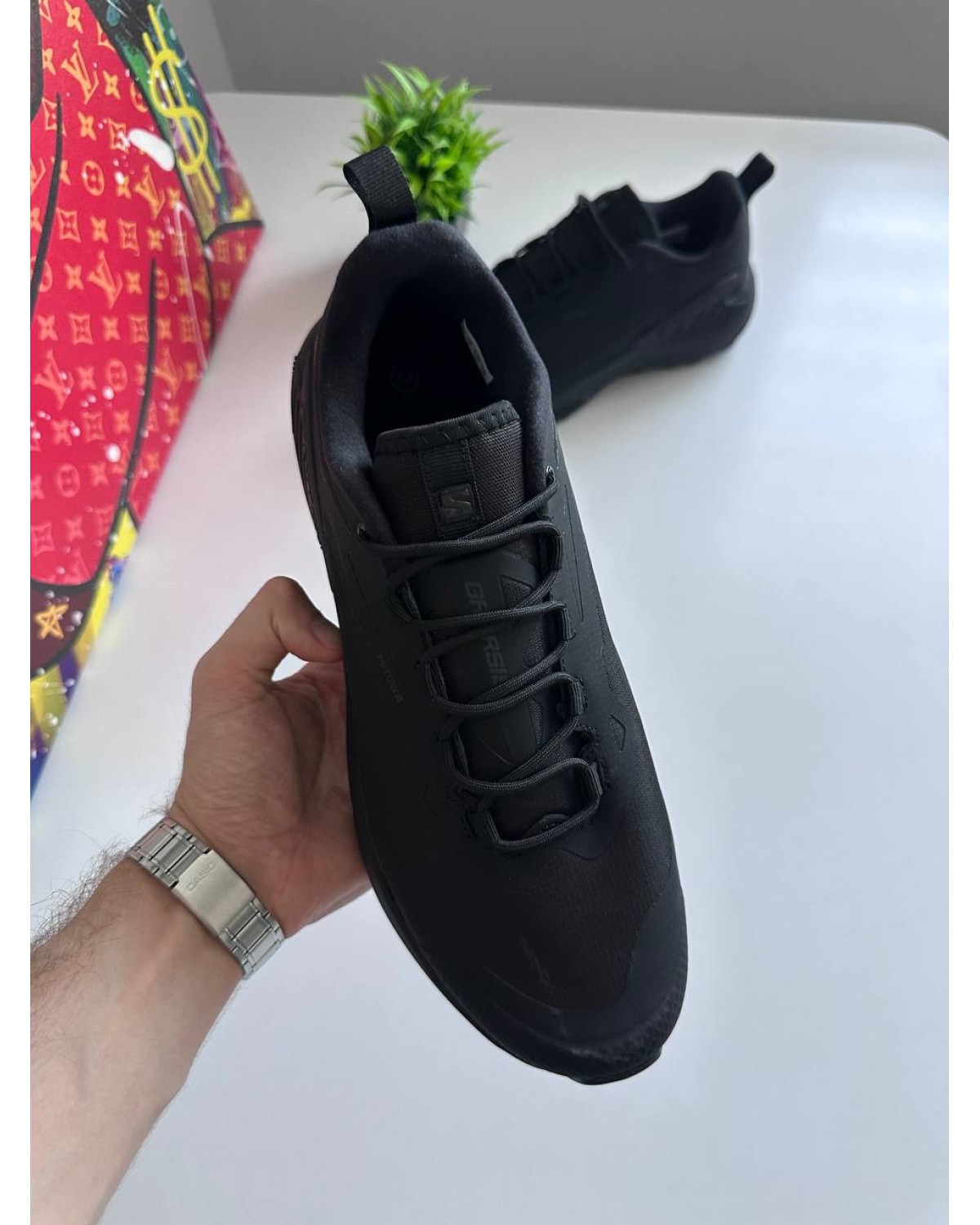 Salomon Genesis Gore-Tex Total Black
