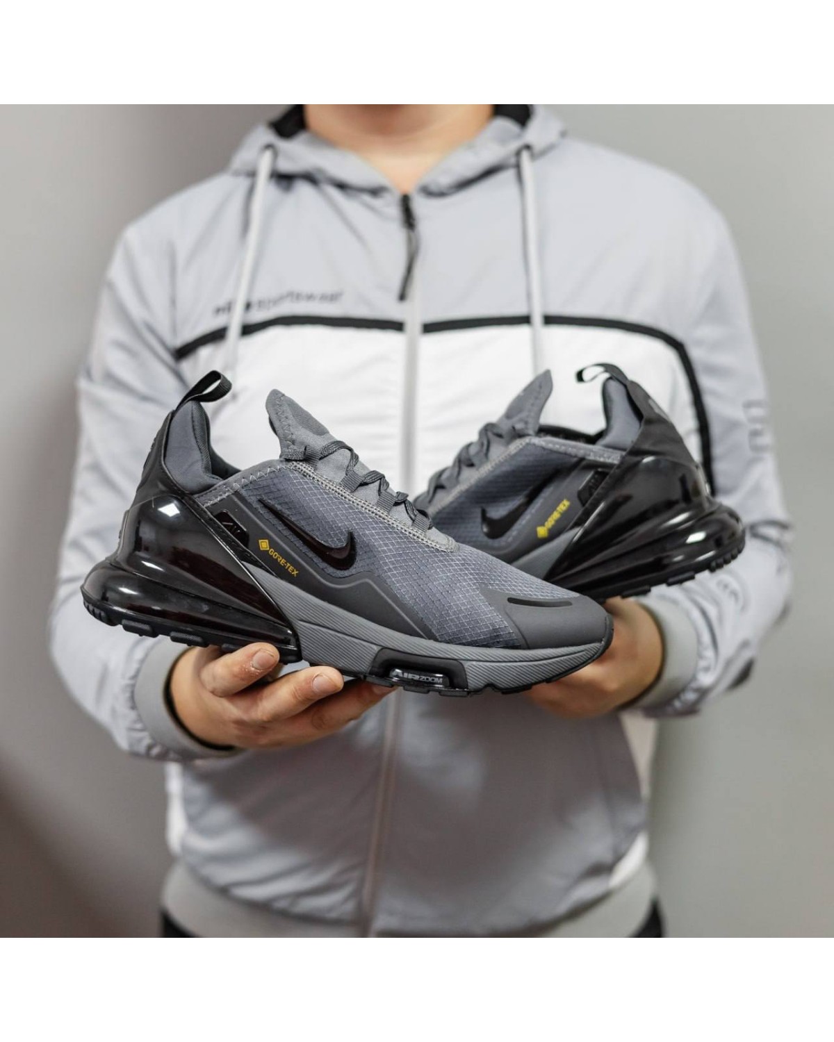 Nike Air Max 270 Gore-Tex