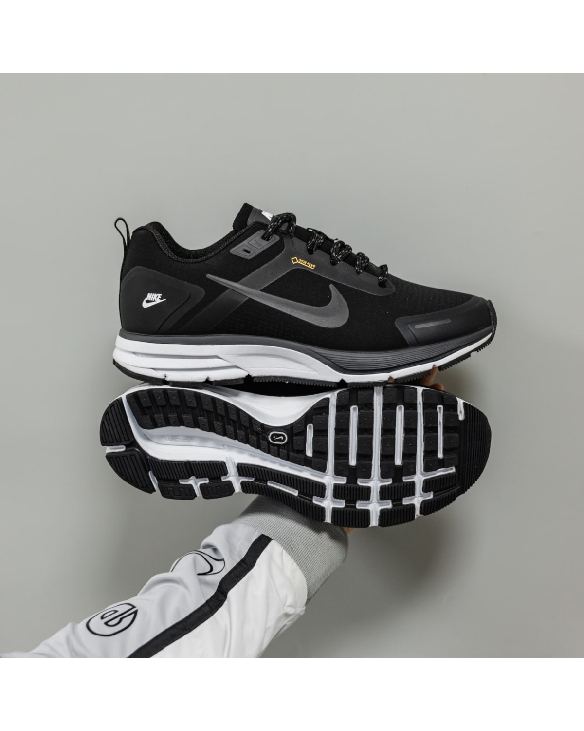 Nike Zoom Structure Shield 17 Gore-Tex
