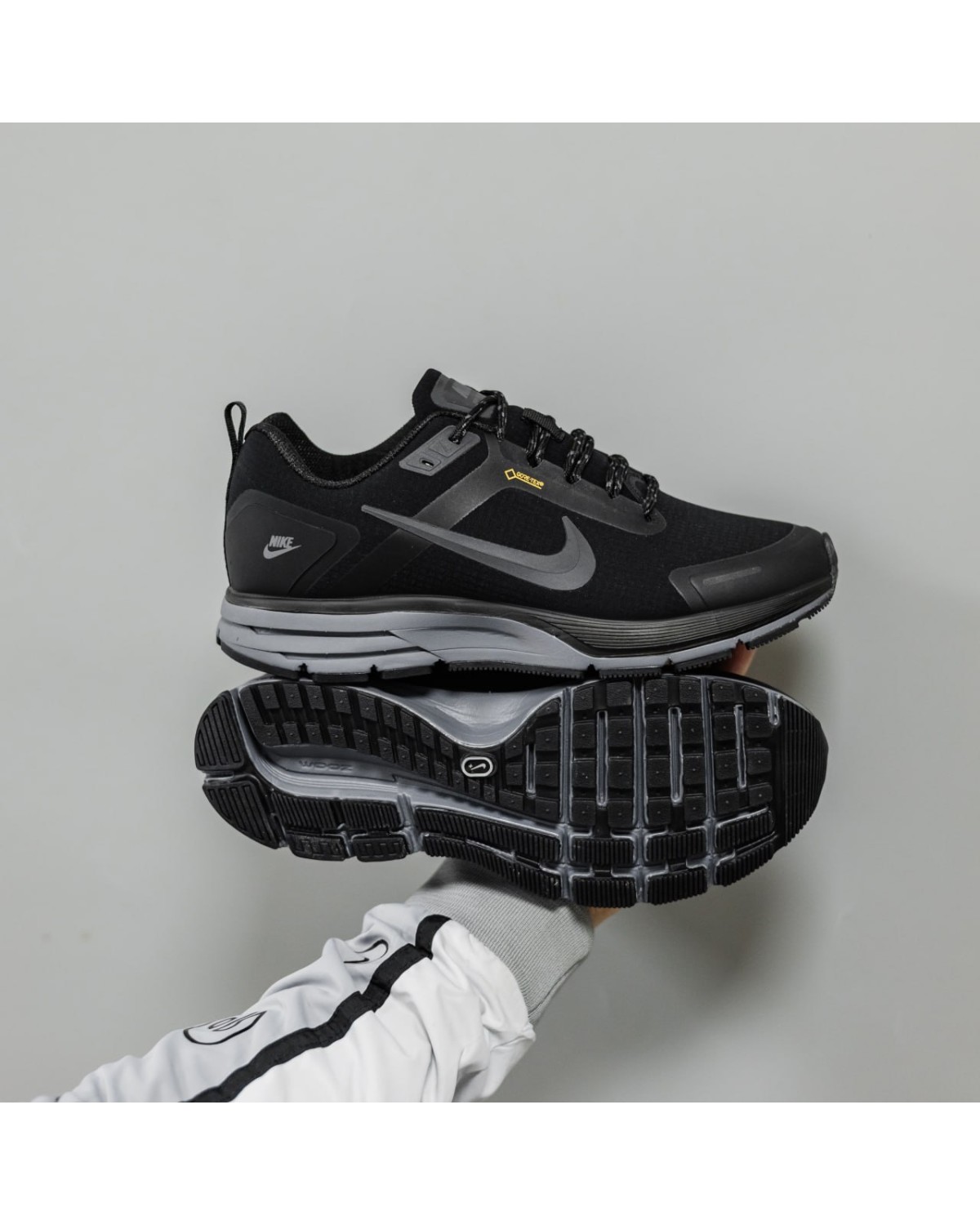 Nike Zoom Structure Shield 17 Gore-Tex