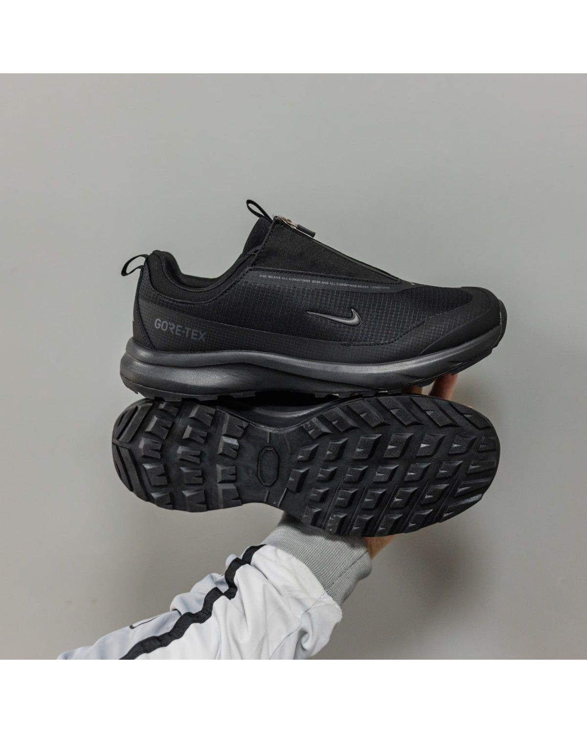 Nike ACG Mountain Fly Gore-Tex Nike ACG Mountain Fly Gore-Tex