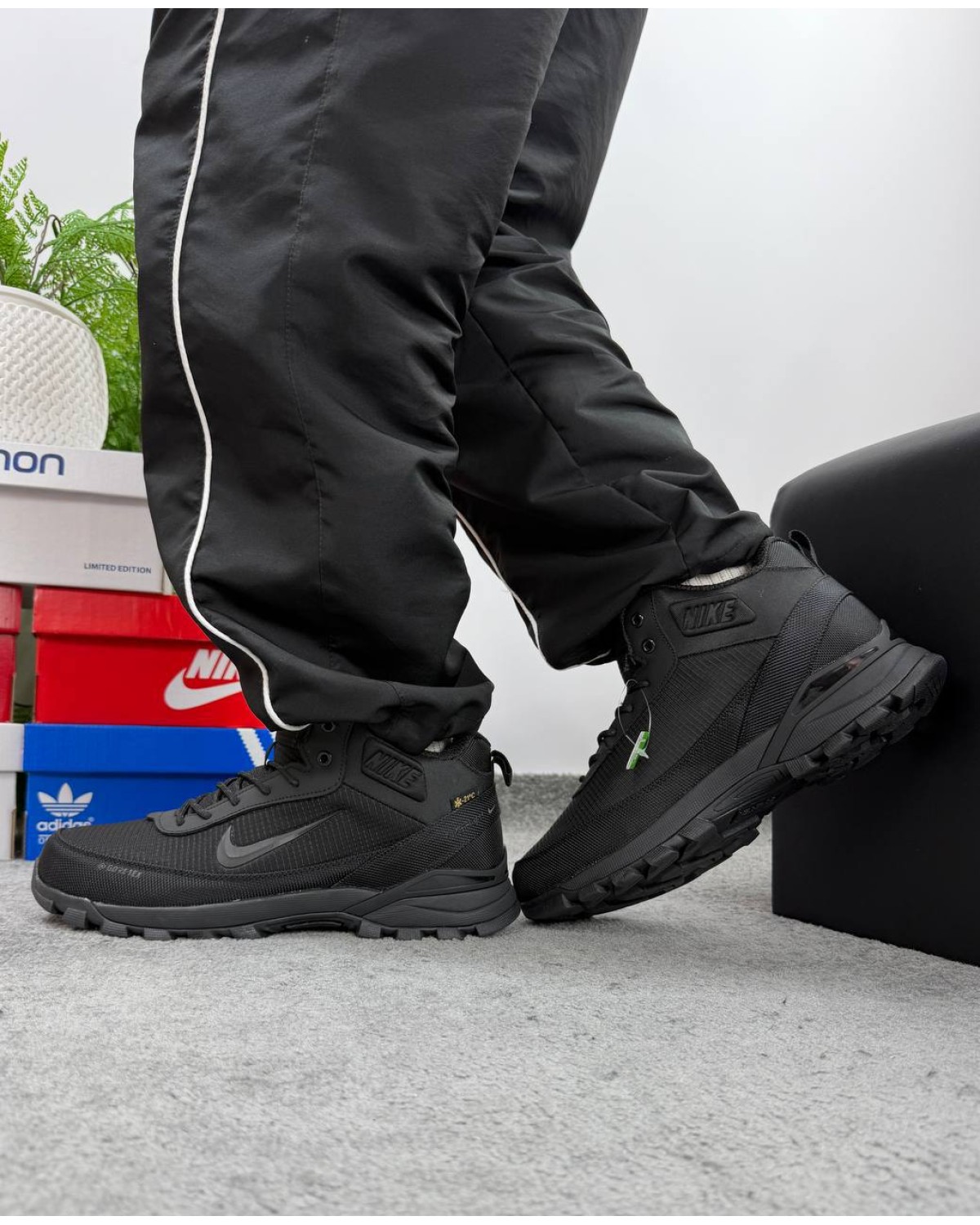 Nike Rivah High Black Gore-Tex Nike Rivah High Black Gore-Tex