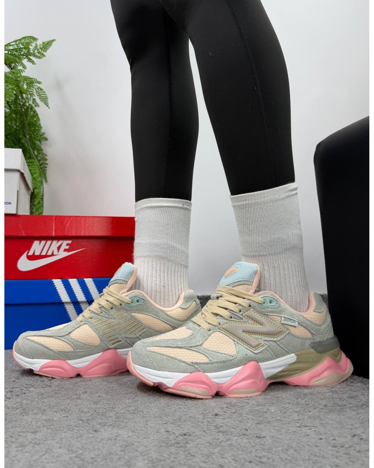 New Balance 9060 Beige Pink Gore Tex Thermo