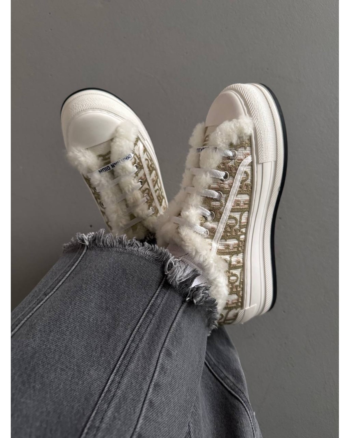 Christian Dior Wal’n Dior Fur White / Gold